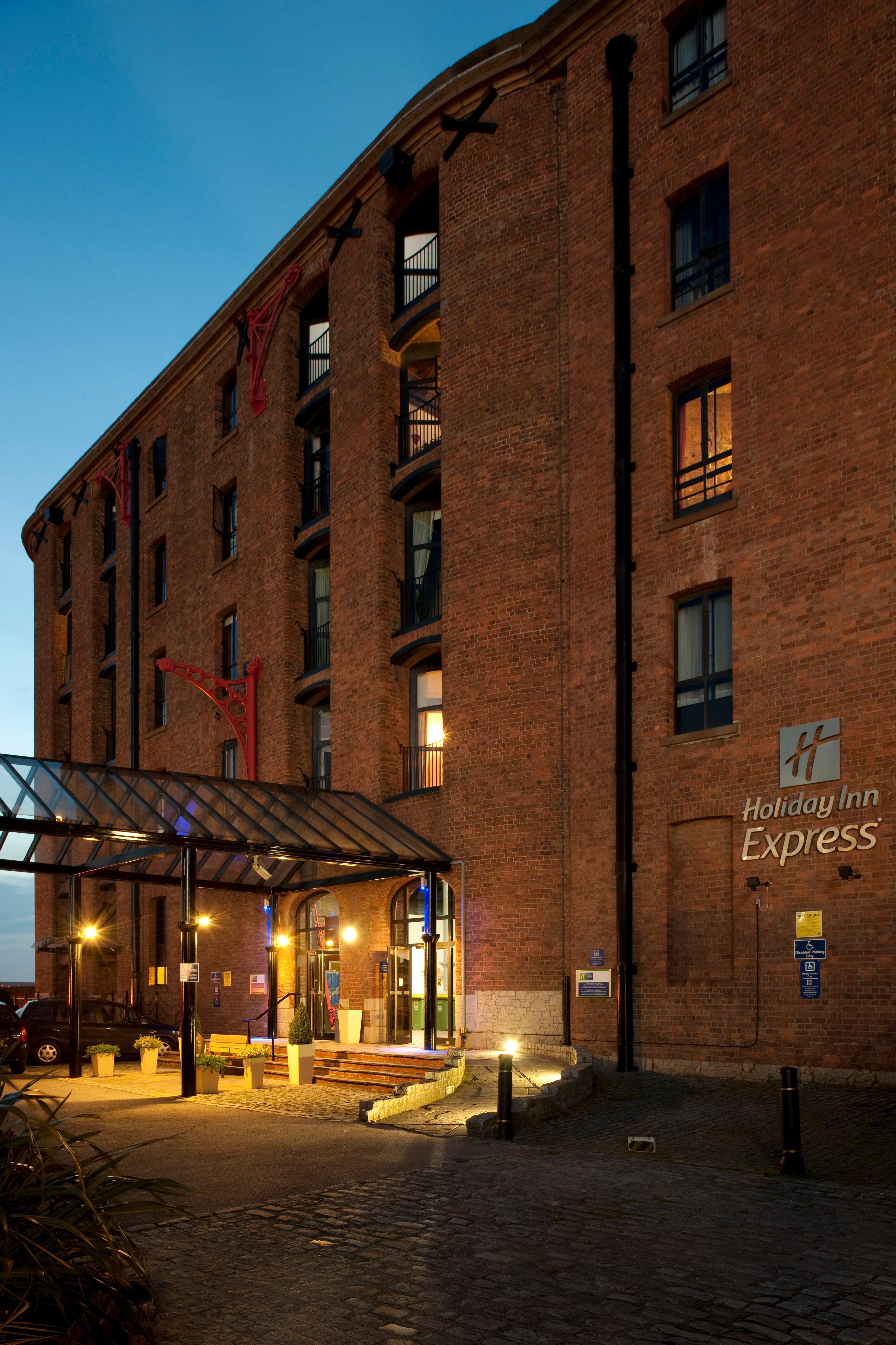 Holiday Inn Express Liverpool-Albert Dock By Ihg Exterior foto